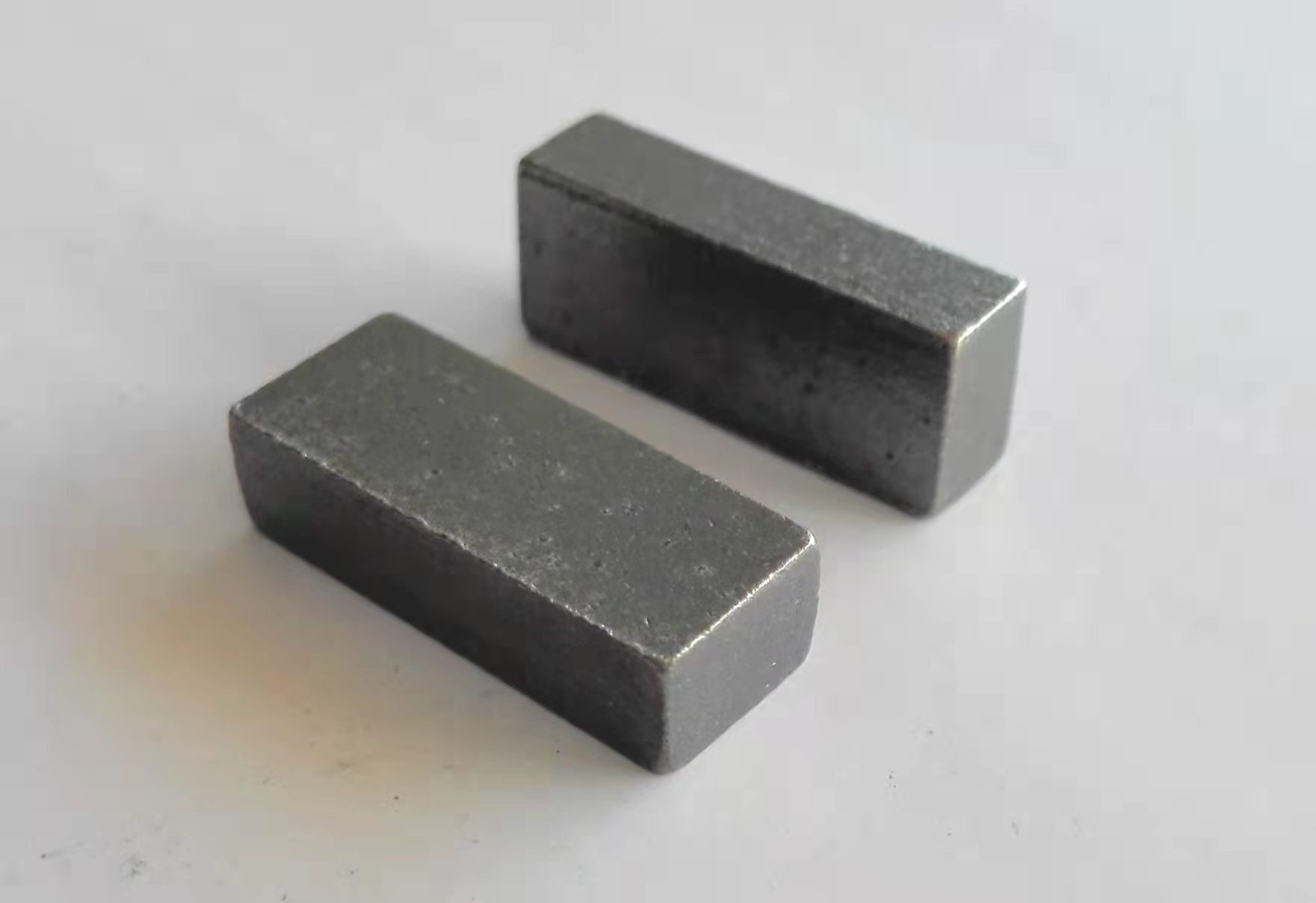 Two SENLY gang saw diamond segments